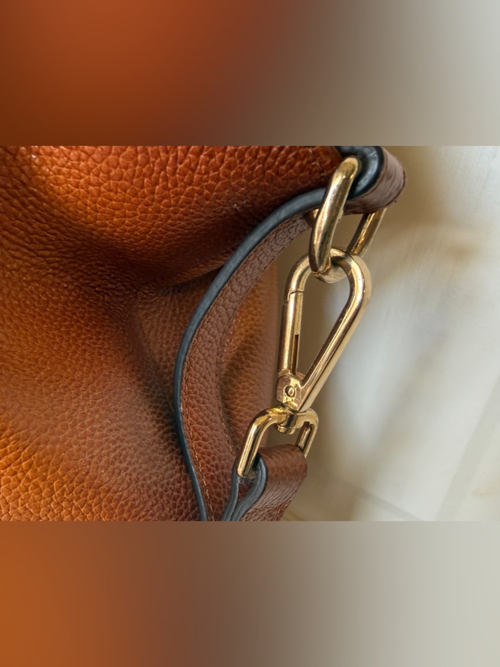 LIKE NEW Vicenzo Leather Caramel Satchel Tote Handbag Purse Crossbody - Picture 15 of 16